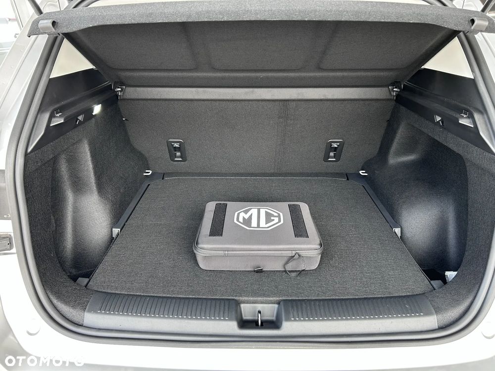 MG S5 EV - 8