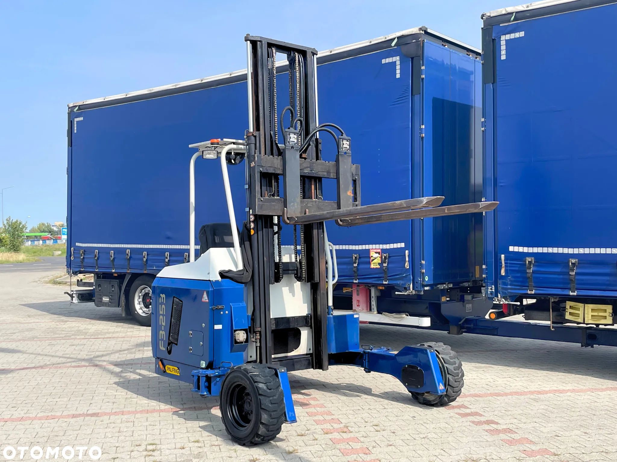 Palfinger F3 253 PX / WÓZEK WIDŁOWY / 3M / 2500 kg - 1