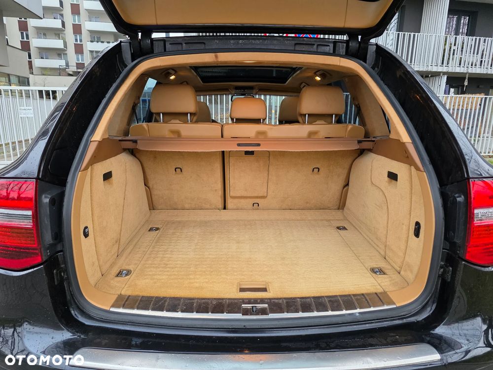 Porsche Cayenne - 28