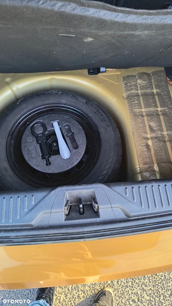 Ford Fiesta 1.0 EcoBoost S&S ACTIVE COLOURLINE - 20