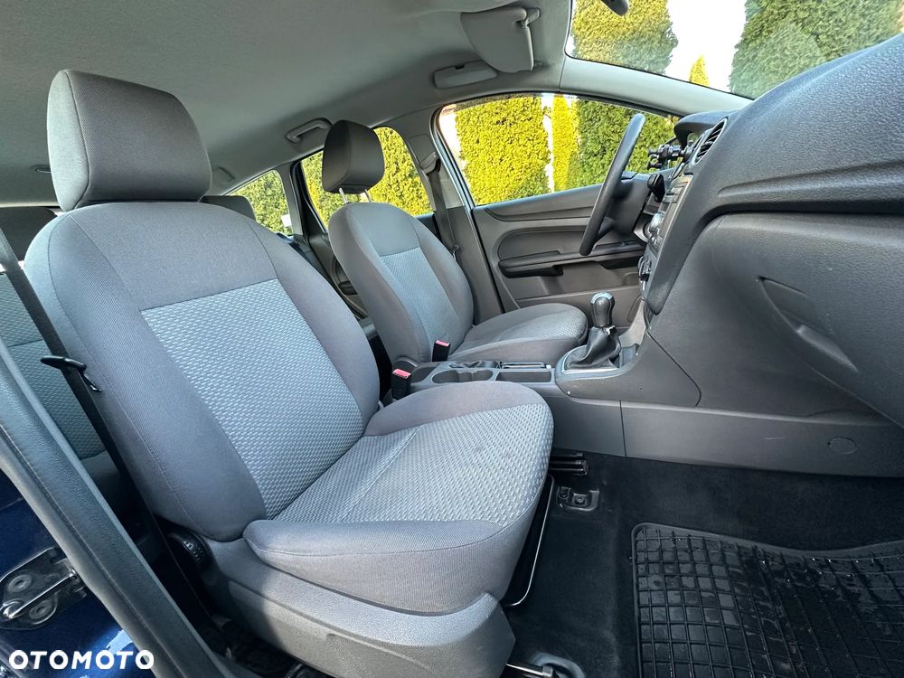 Ford Focus - 9
