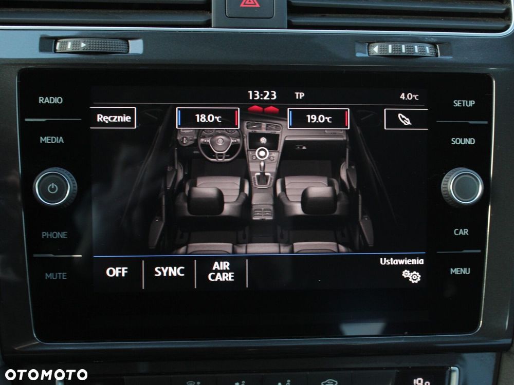 Volkswagen Golf 1.5 TSI BMT Comfortline - 25