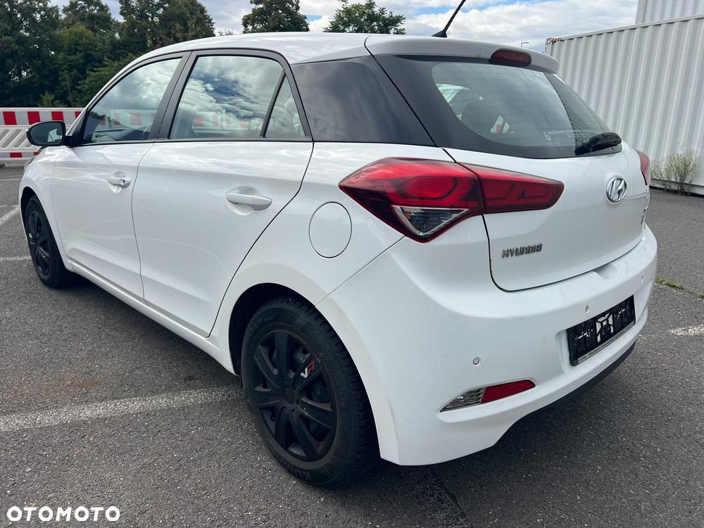 Hyundai i20 - 8