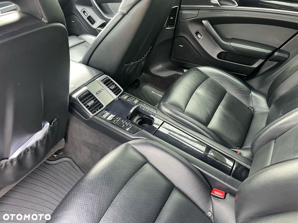 Porsche Panamera Edition - 6
