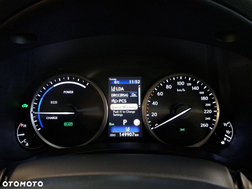 Lexus NX 300h Business Edition AWD - 24