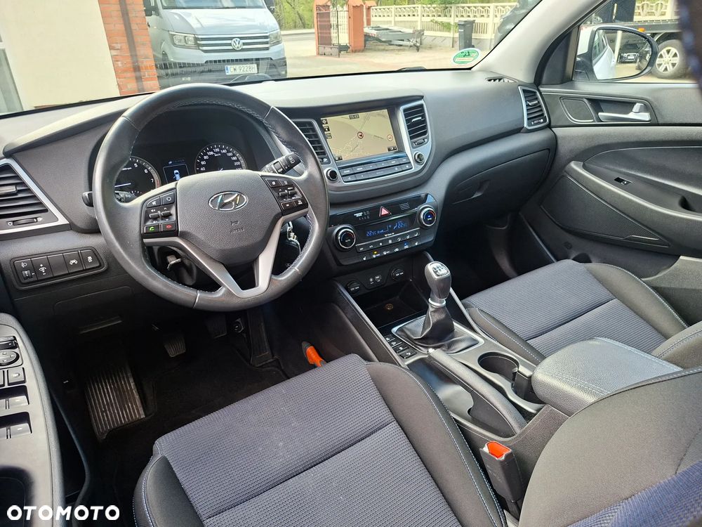 Hyundai Tucson 1.6 GDi 2WD Select - 17