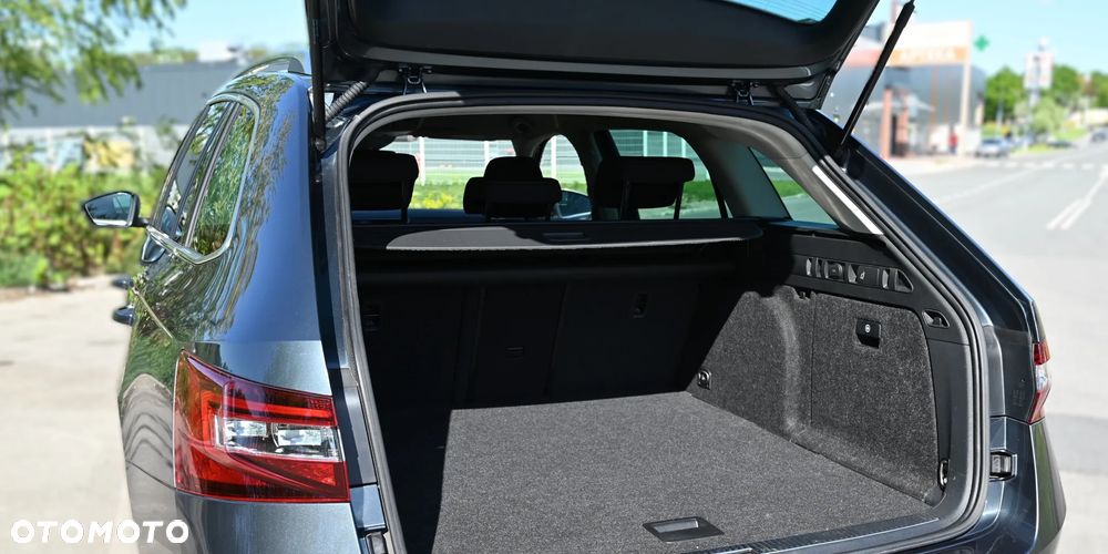 Skoda Superb - 35