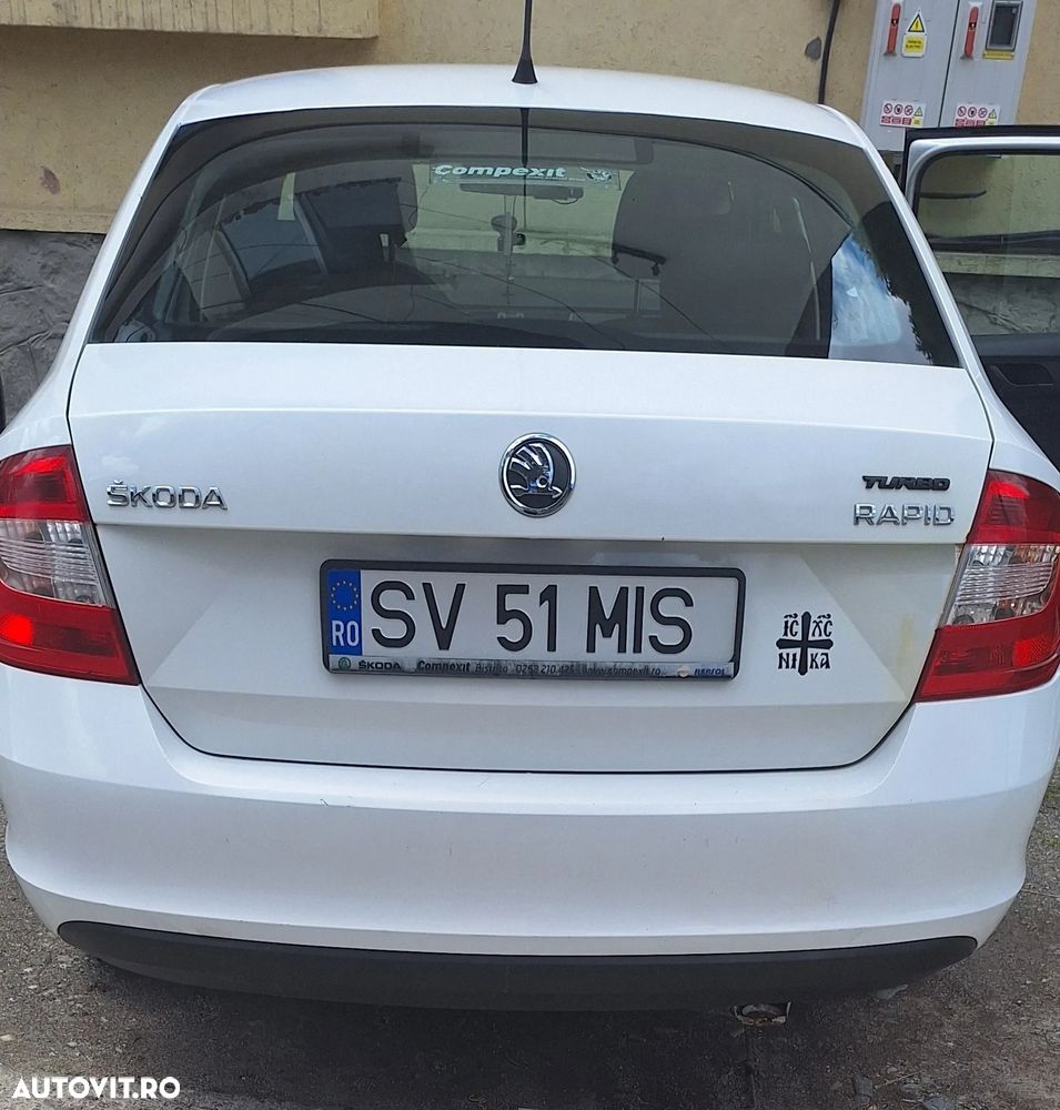 Skoda RAPID 1.2 MPI Active - 3