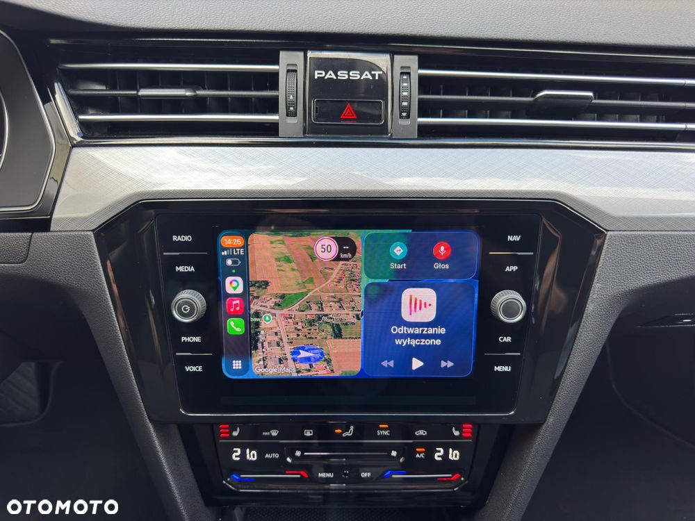 Volkswagen Passat Variant 2.0 TSI Business DSG - 25