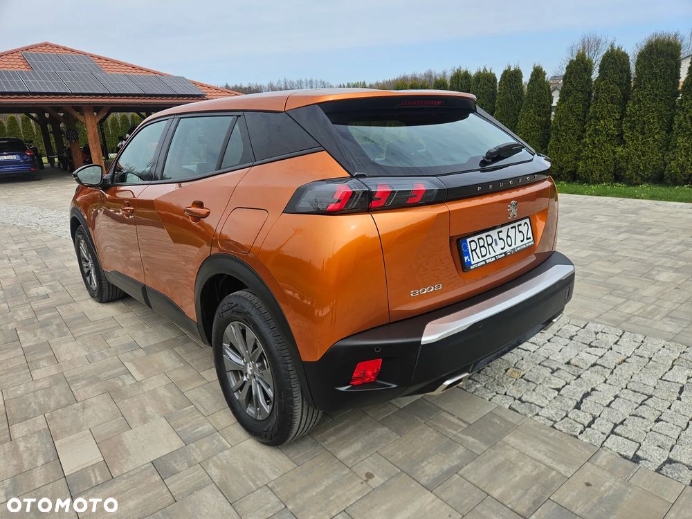 Peugeot 2008 PureTech 130 Stop&Start EAT6 Signature - 25