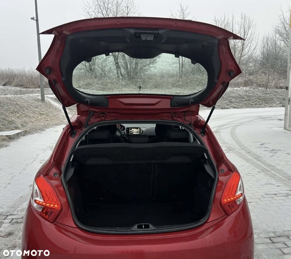 Peugeot 208 1.2 PureTech Active - 4