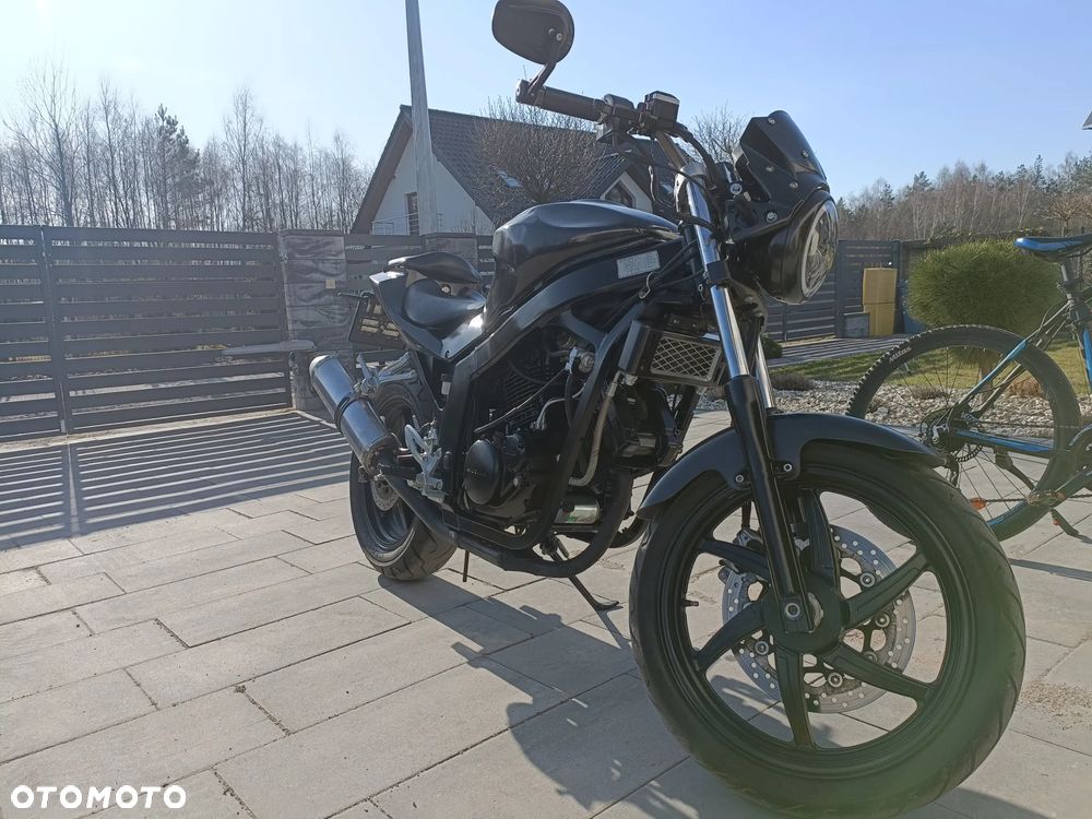 Hyosung GT Comet - 1