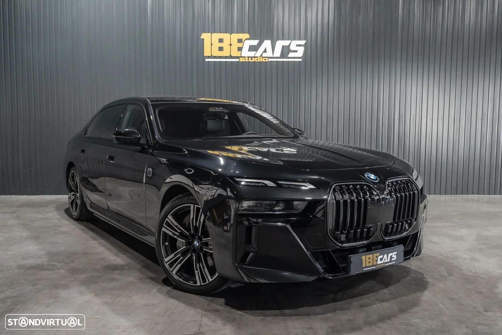 BMW 750 750e xDrive Pack Desportivo M - 43