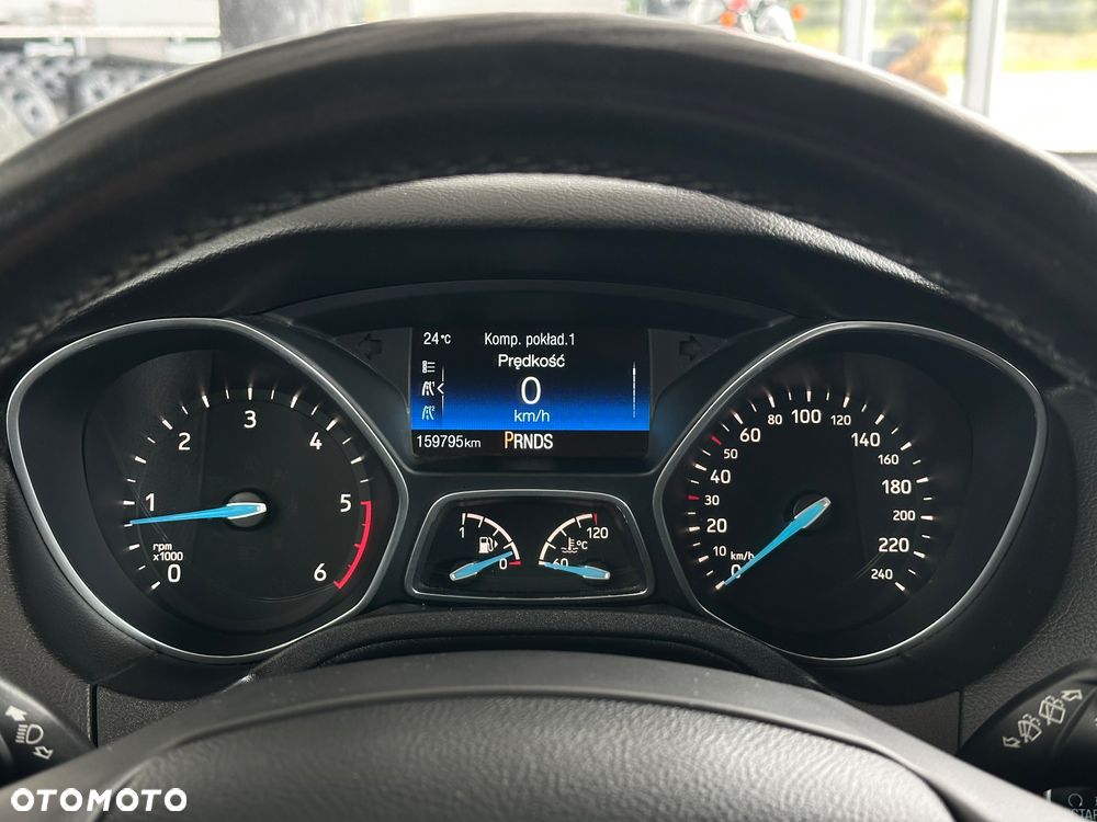 Ford Focus SW - 19