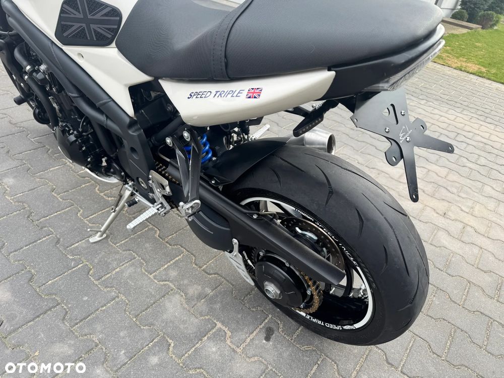Triumph Speed Triple - 18