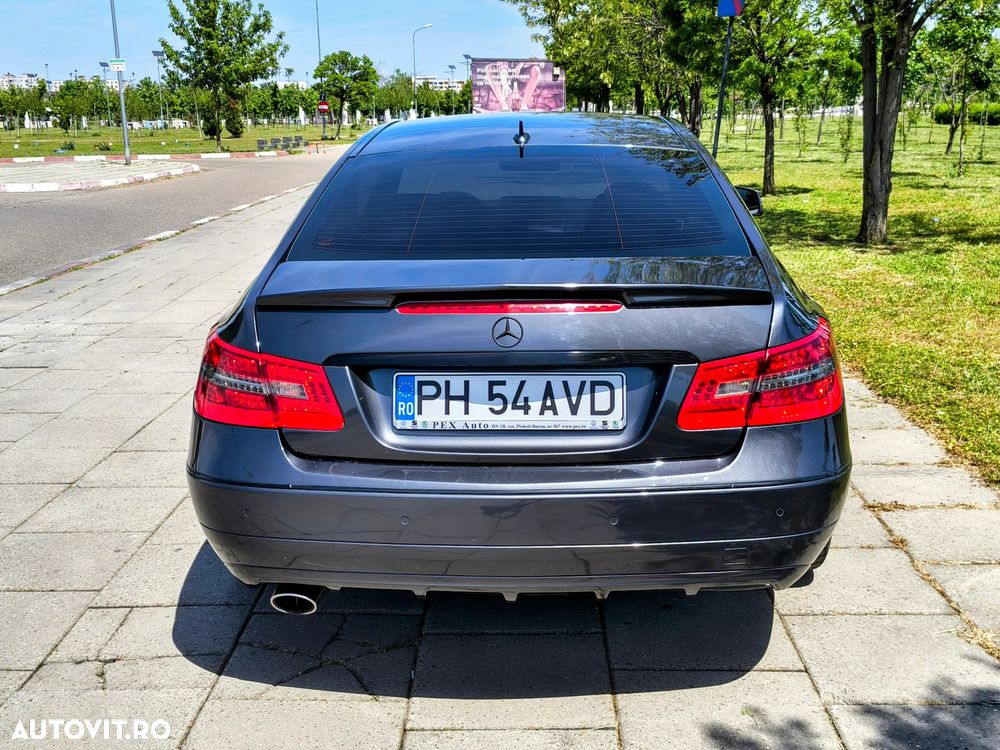 MERCEDES-BENZ E-Class 2011 — imagine 11