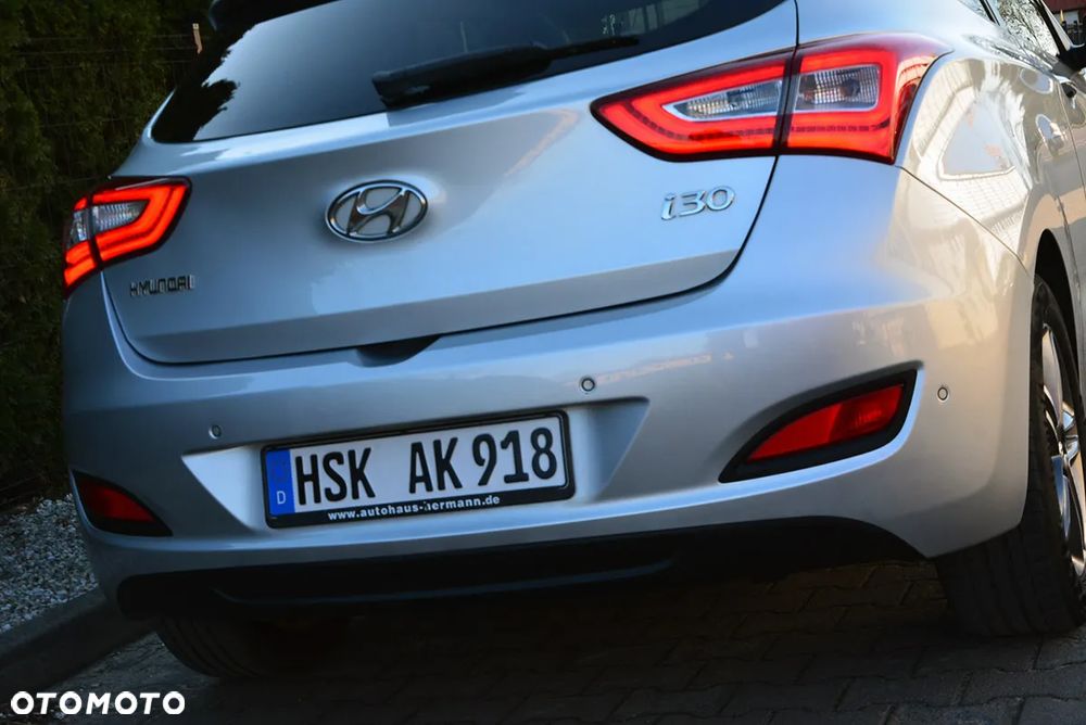 Hyundai i30 1.6 CRDi Premium - 11