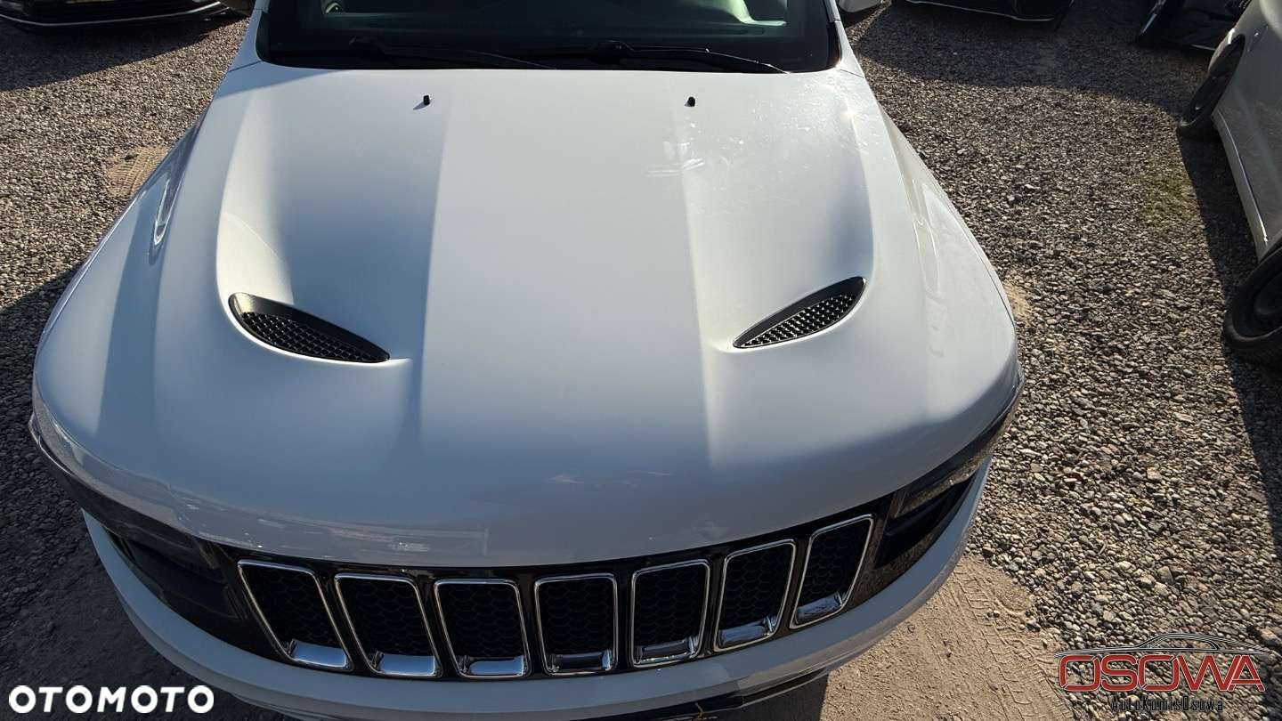 Jeep Grand Cherokee - 37