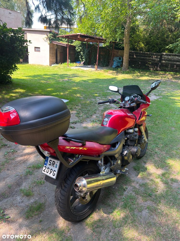 Kawasaki ZR - 4