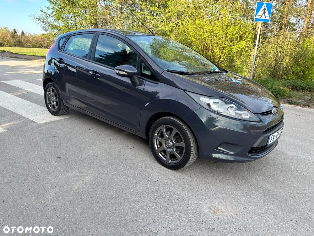 Ford Fiesta 1.25 Champions Edition - 33