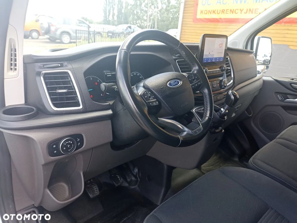Ford TRANSIT CUSTOM - 9