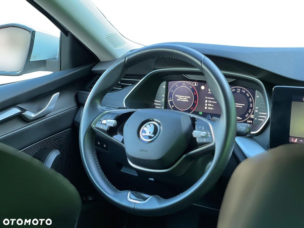 Skoda Octavia 2.0 TDI Selection DSG - 22