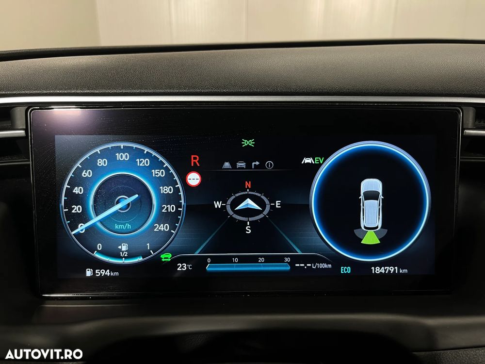 Hyundai Tucson 1.6 T-GDi HEV 2WD Advantage - 33