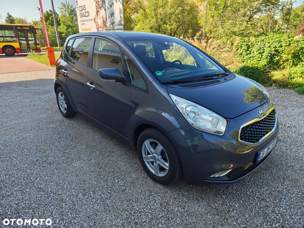 Kia Venga 1.6 CRDi 128 Titanium Collection - 6
