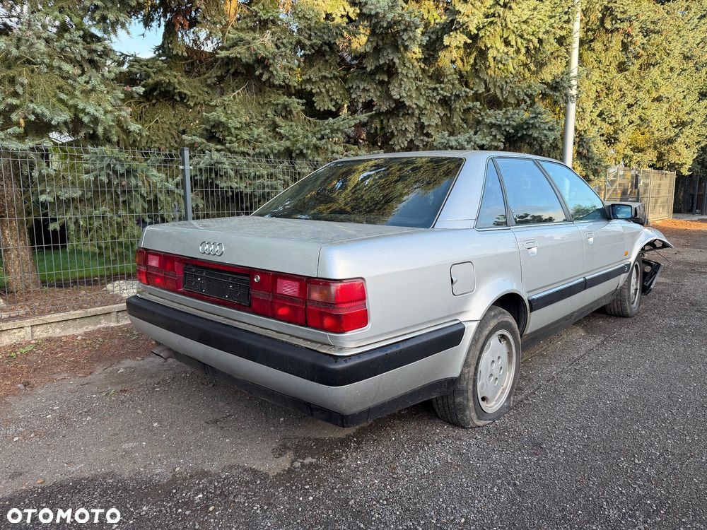 Audi V8 - 1