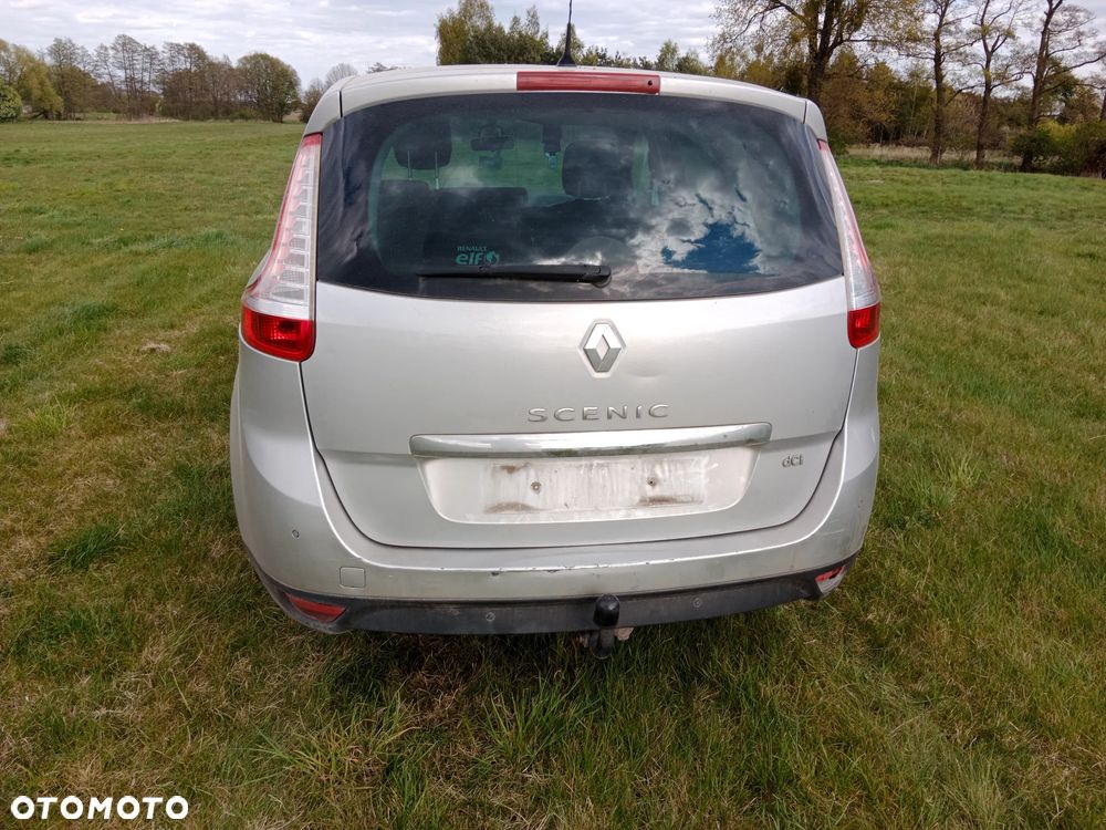 Renault Scenic 1.5 dCi Dynamique EDC - 6