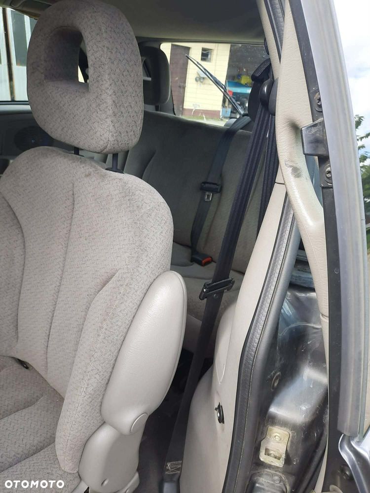 Chrysler Grand Voyager 2.5 CRD Classic - 8