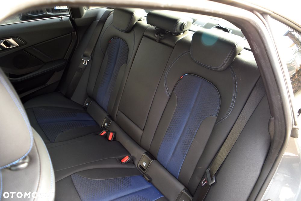 BMW Seria 2 218i M Sport - 25