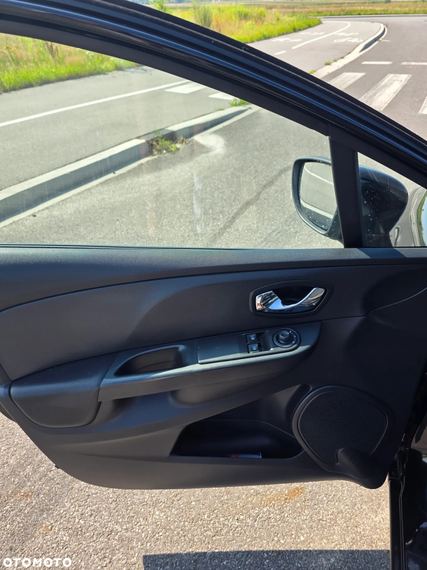 Renault Clio (Energy) dCi 90 Bose Edition - 15