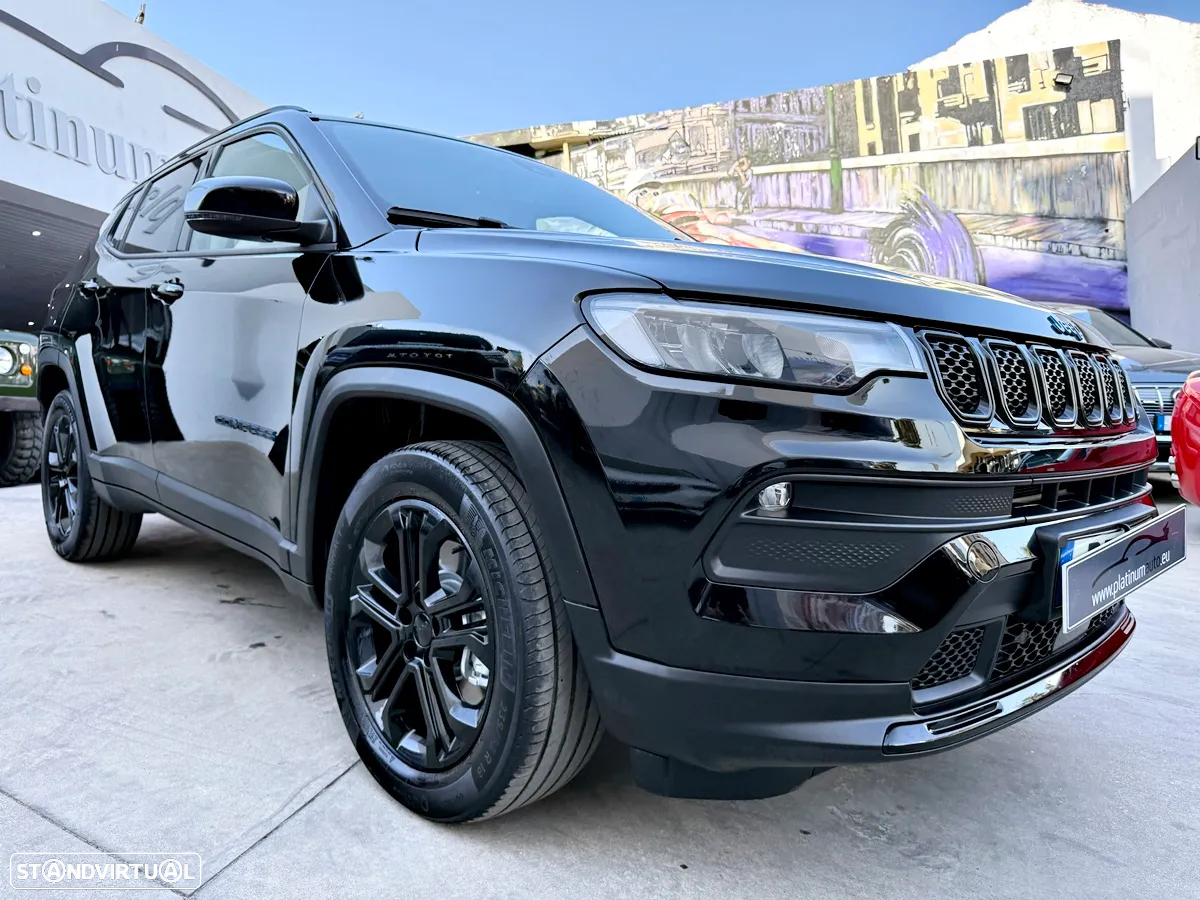 Jeep Compass - 38