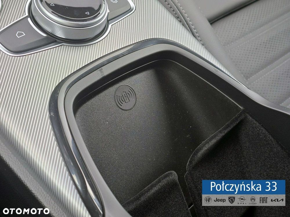 Alfa Romeo Stelvio - 24