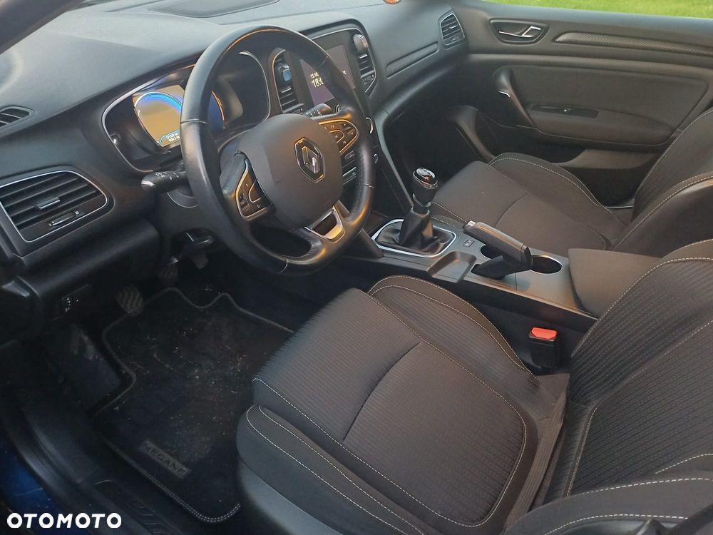 Renault Megane 1.5 dCi Business - 13
