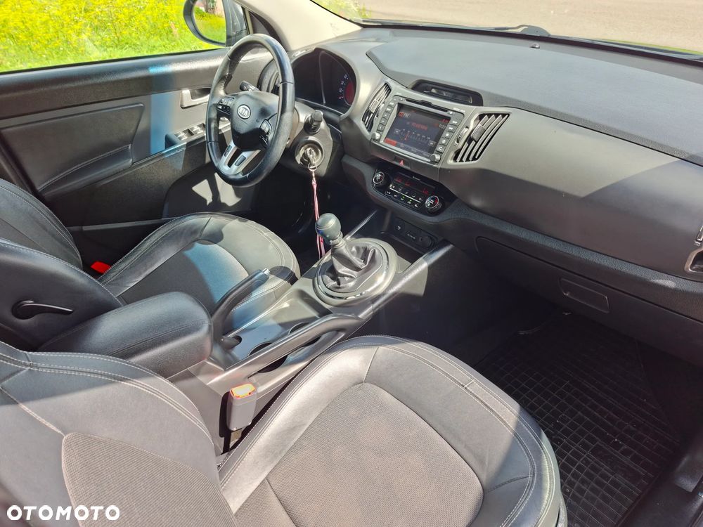 Kia Sportage 2.0 S 2WD - 24