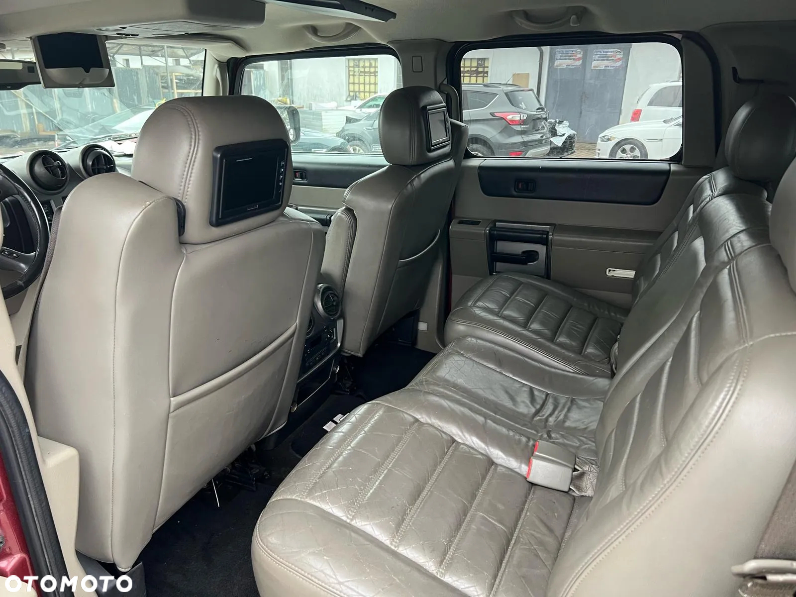 Hummer H2 6.0 V8 - 13