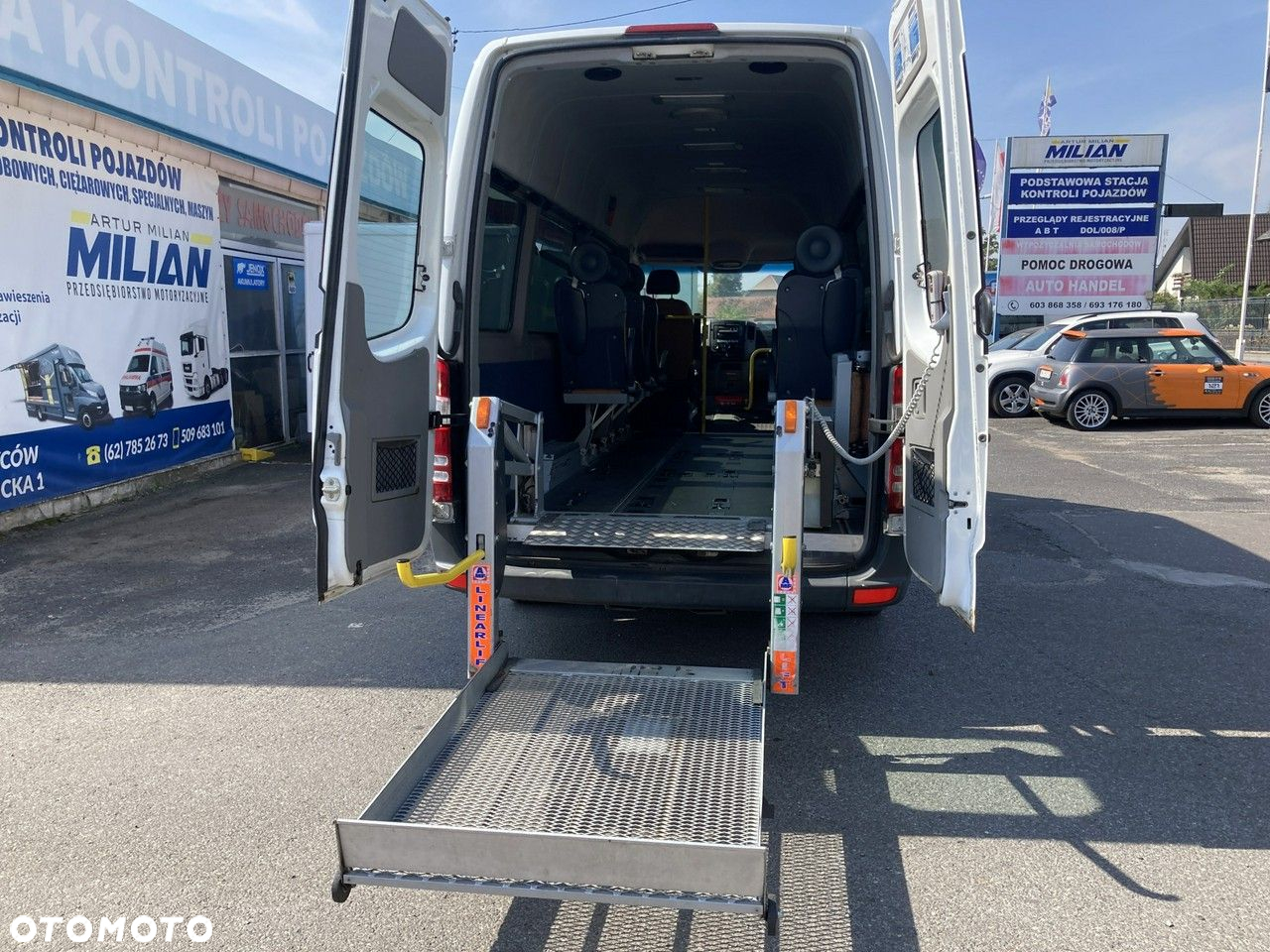 Mercedes-Benz Sprinter - 20