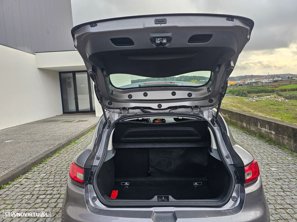 Renault Clio 1.5 dCi Dynamique S - 16