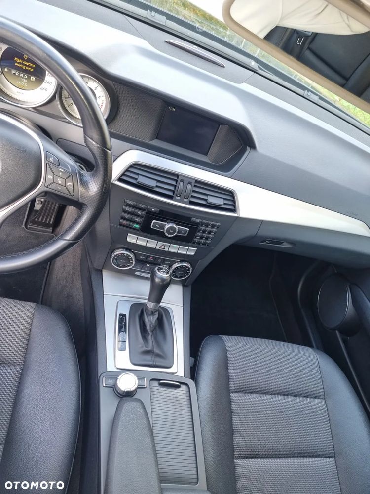 Mercedes-Benz Klasa C 180 T Kompressor Automatik Avantgarde - 2