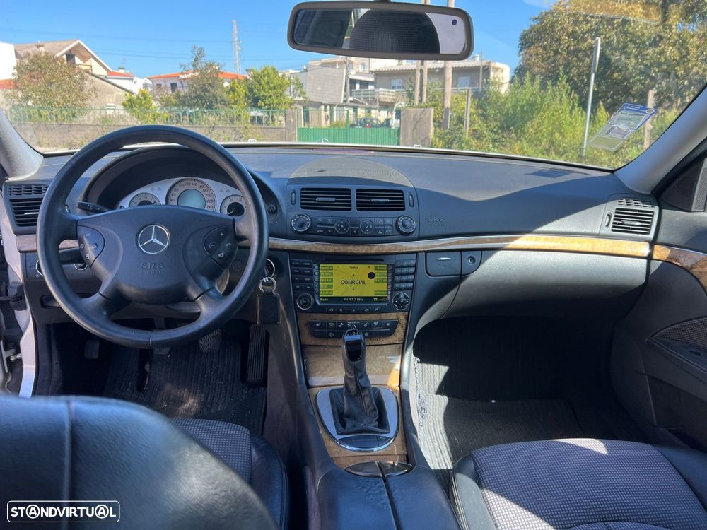 Mercedes-Benz E 220 CDi Avantgarde - 11