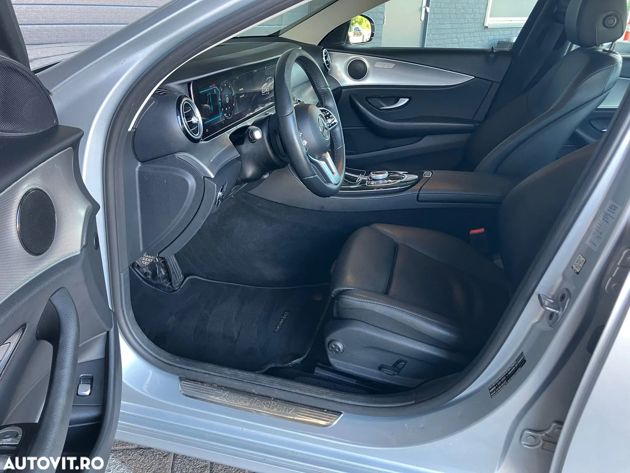 Mercedes-Benz E 200 d T 9G-TRONIC - 8