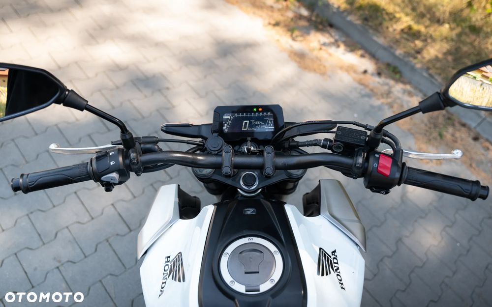 Honda CB - 24