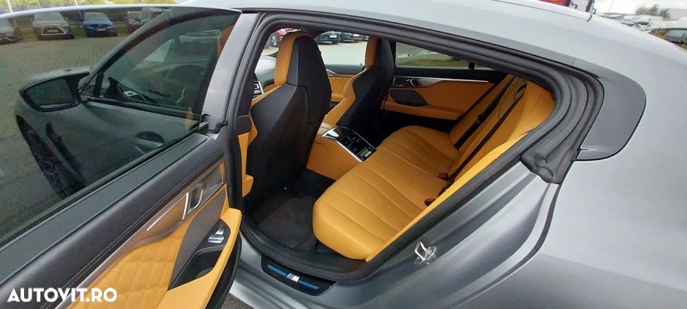 BMW M8 - 9