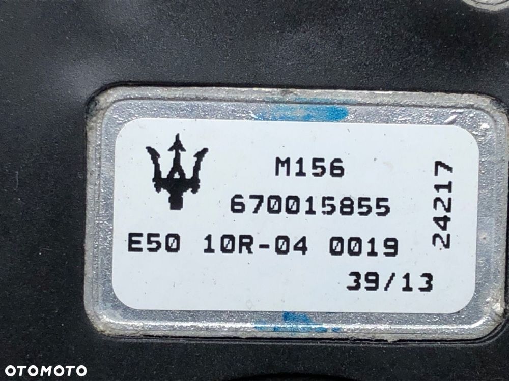 ANTENA DACHOWA REKIN  MASERATI QUATTROPORTE VI 2012 - 2022 3.0 S Q4 302 kW [411 KM] benzyna 2013 - - 5