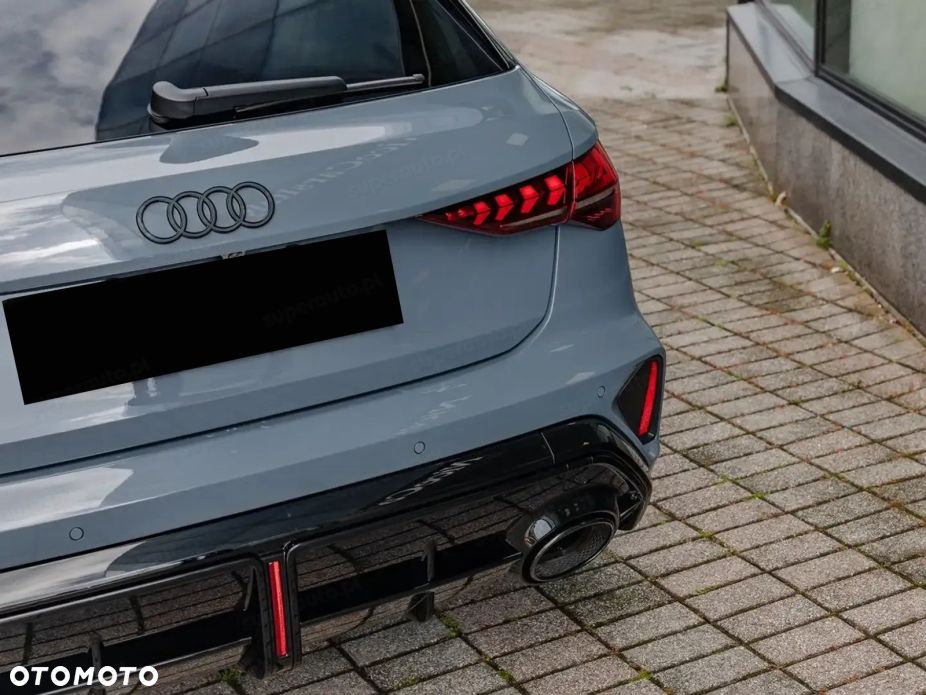 Audi RS3 Sportback TFSI Quattro S tronic - 3
