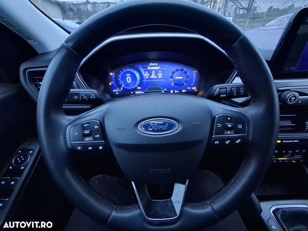 Ford Kuga 1.5 EcoBoost FWD Titanium - 13