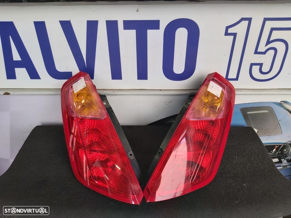 Farolins Fiat Grand Punto 2015 originais  preço unitário - 1
