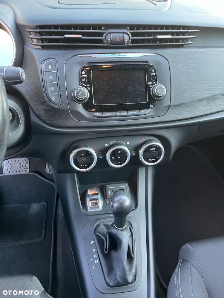 Alfa Romeo Giulietta 1.4 TB MultiAir Super TCT - 13